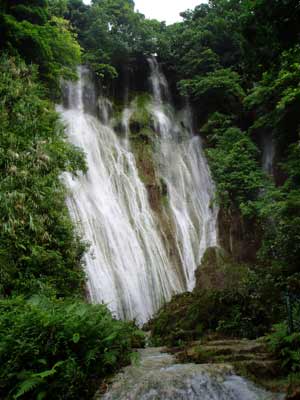 Mele Cascades