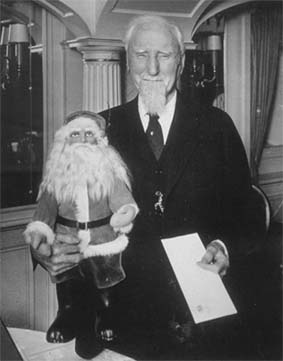 Robert Dollar at Xmas 1928
