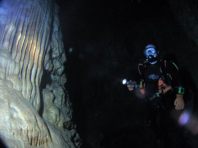 Liga Onui Cave