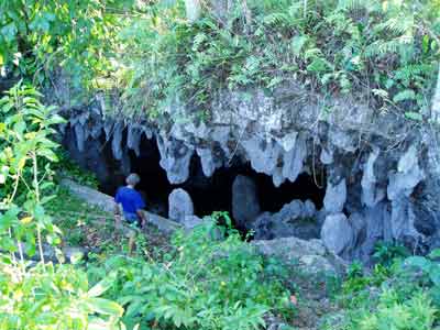 Liga Onui Cave