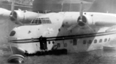 VH-BRF in London