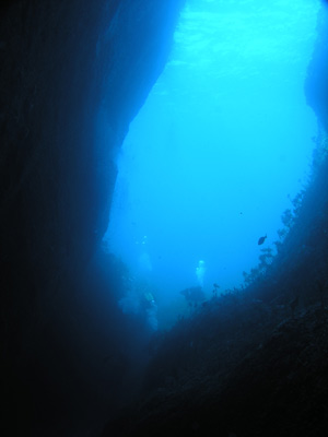 Sonic Boom Cave