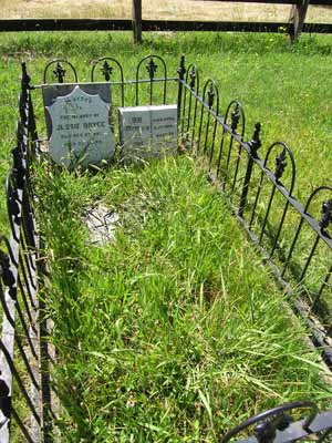 Wonnangatta Cemetery