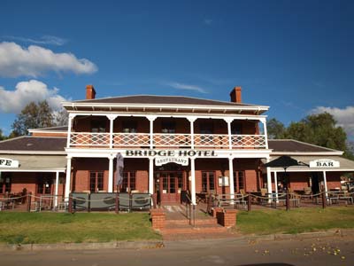 Bridge Hotel - Echuca