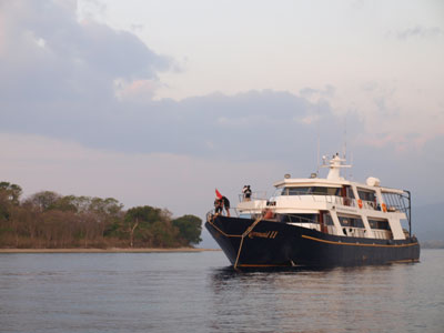 MV Mermaid II
