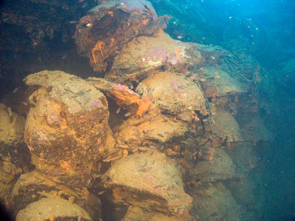 Beach mines in Hold One