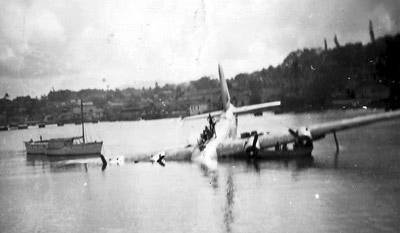 VH-EBW in Port Vila