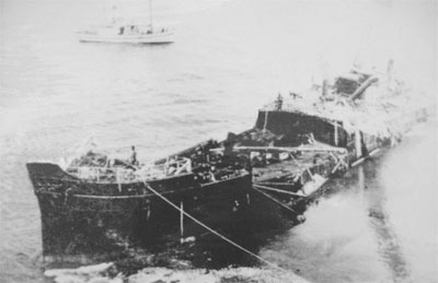SS New Guinea Ashore