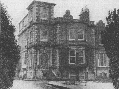 The Ly-ee-Moon House